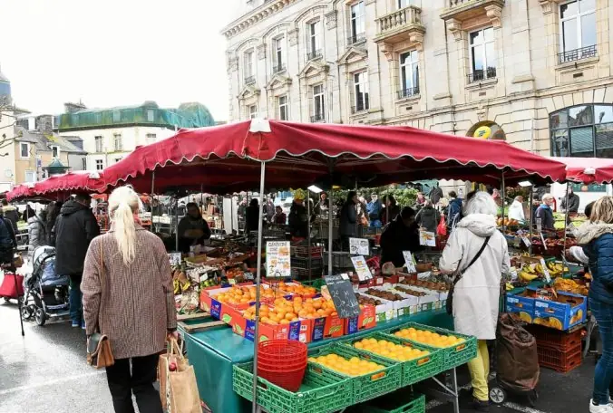 Marché du Centre à Saint-Brieuc (22)