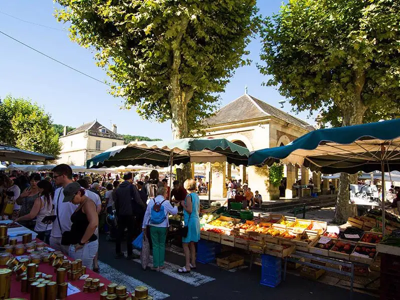 Marché du Centre au Buisson-de-Cadouin (24)