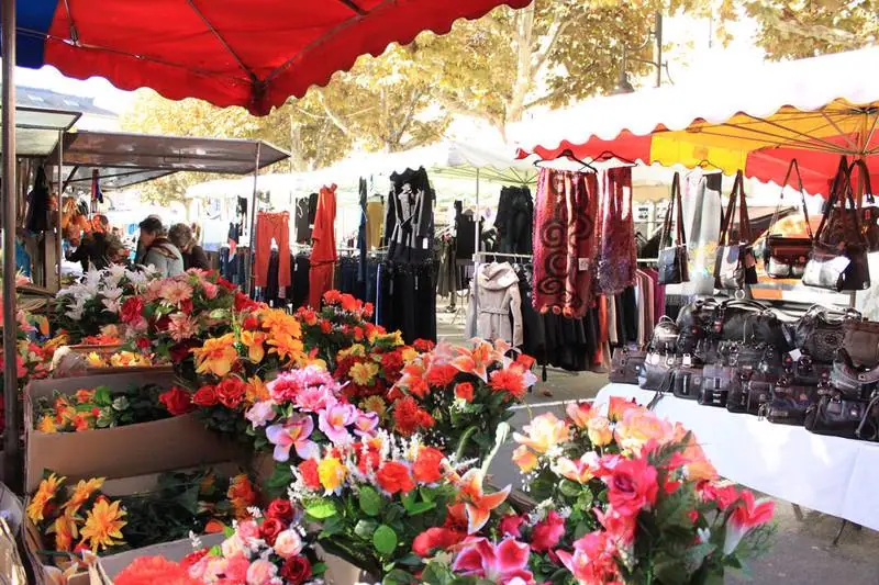 Marché aux Truffes à Périgueux (24)