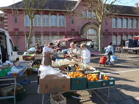 Marché du Centre à Sochaux (25)