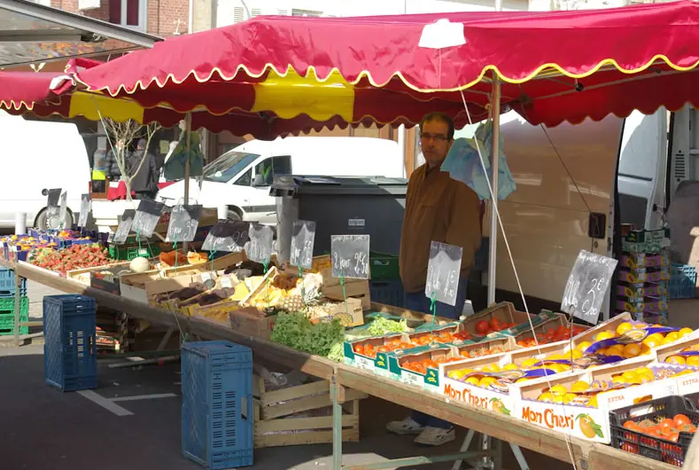 Marché du Centre à Étrépagny (27)