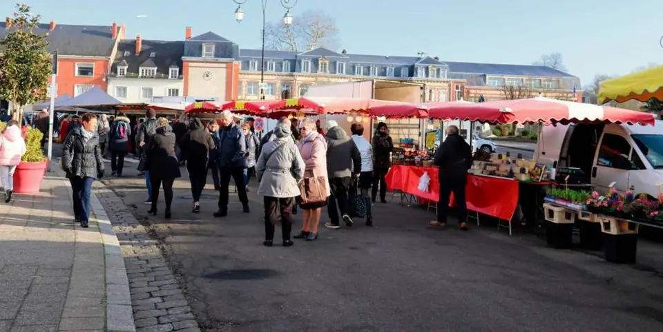 Marché du Centre à Gisors (27)