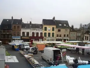 Marché du Centre à Nonancourt (27)