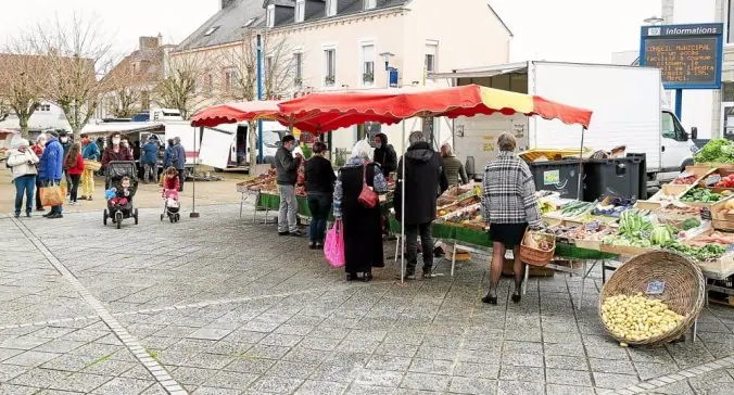 Marché du Centre à Scaër (29)