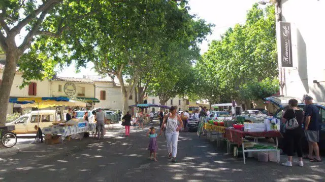 Marché du Centre à Bernis (30)