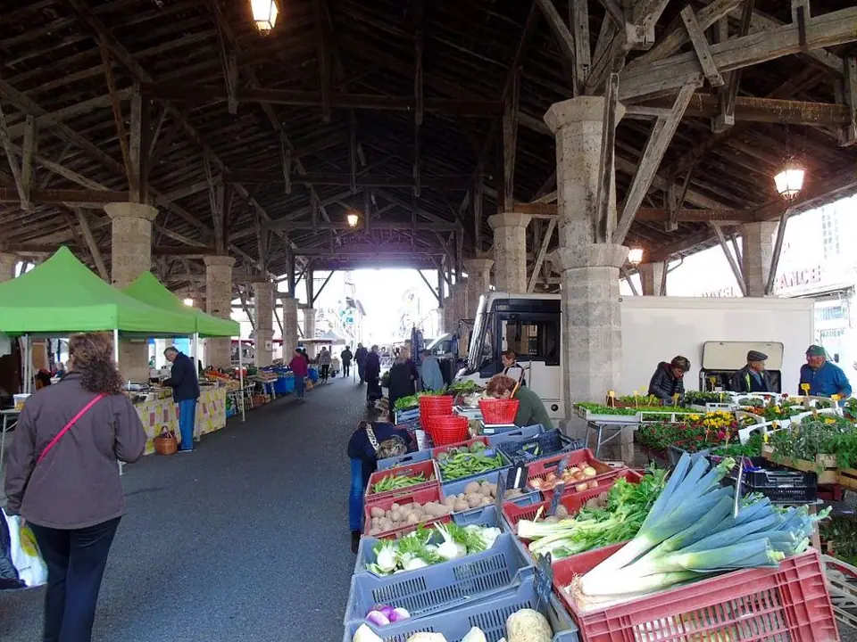 Marché du Centre à Gimont (32)