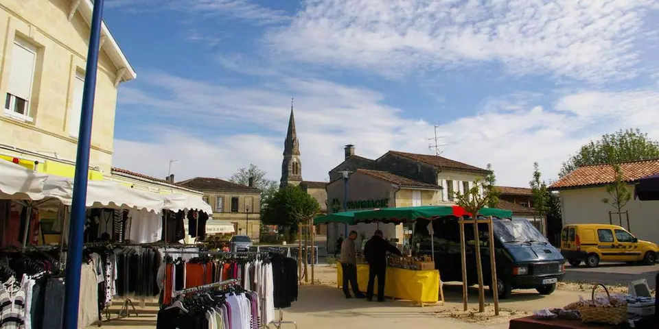Marché du centre à Arsac (33)
