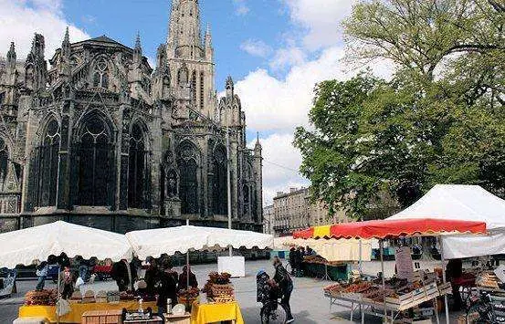 Marché Pey-Berland à Bordeaux (33)