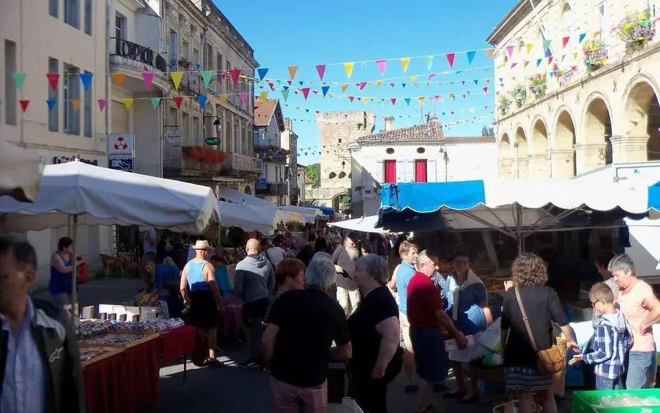 Marché du Centre à Cadillac (33)