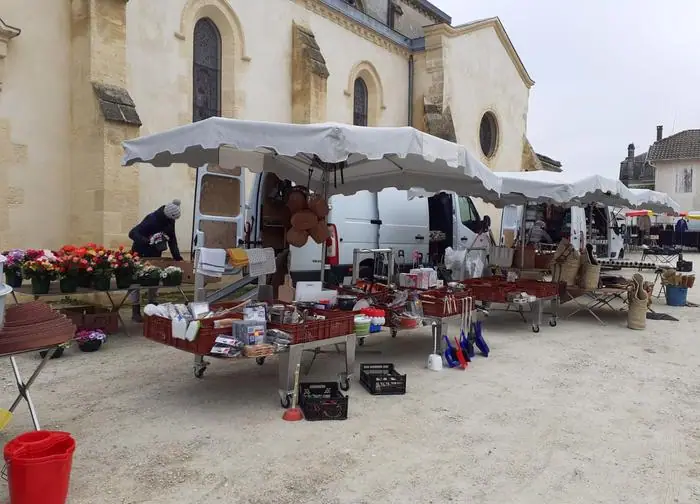 Marché du Centre à Captieux (33)