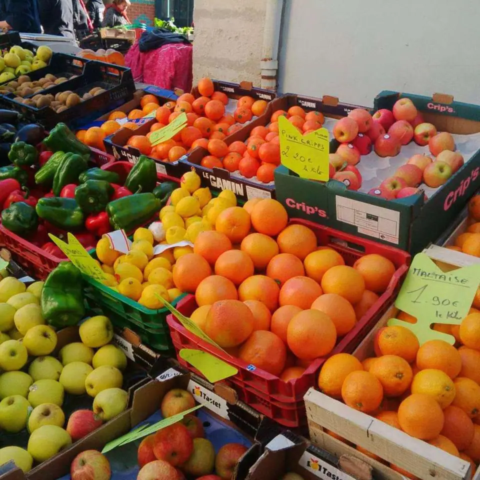 Marché du centre à Nissan-lez-Enserune (34)