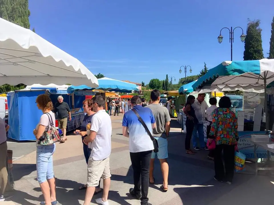 Marché du centre à Saint-Clément-de-Rivière (34)