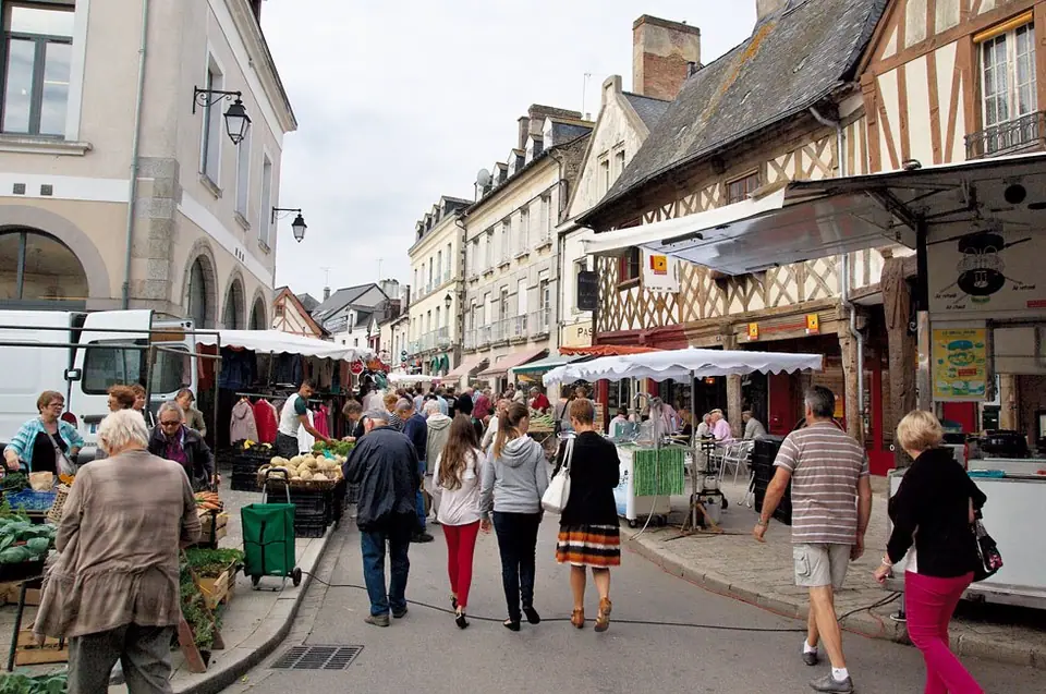 Marché du Centre à Vitré (35)
