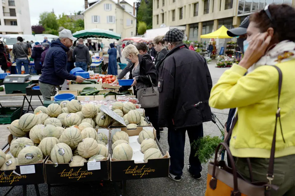 Marché du Centre à Lons-le-Saunier (39)