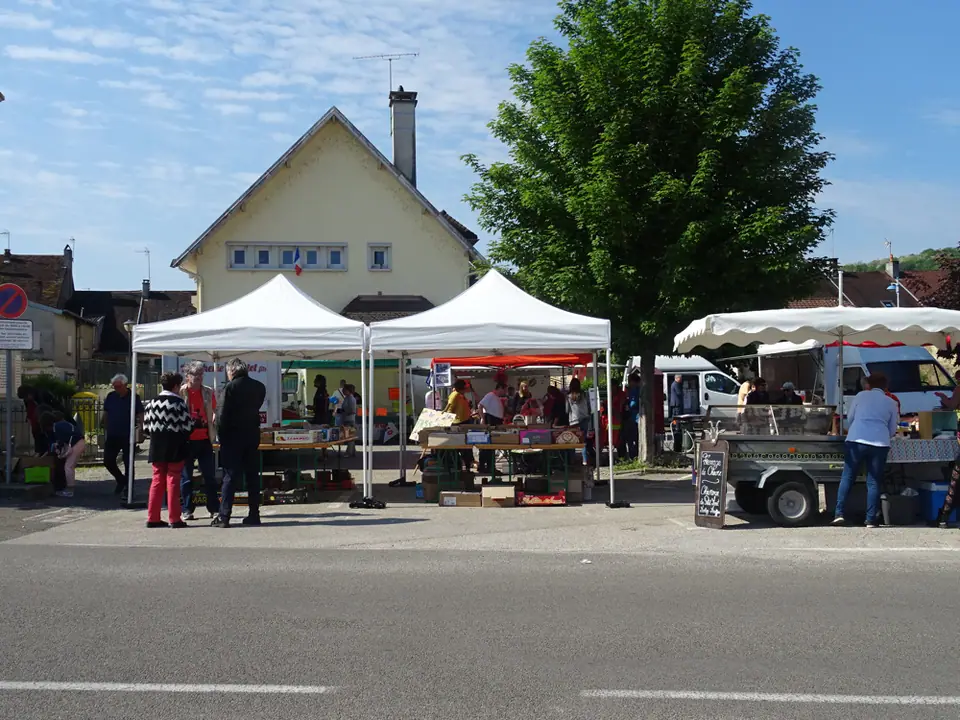 Marché du Centre à Montmorot (39)