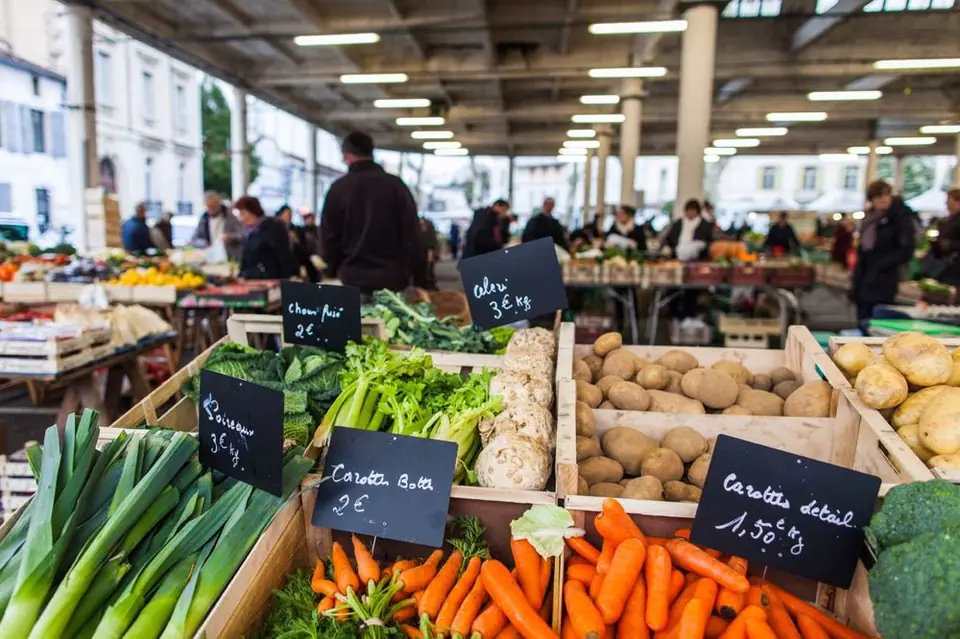 Marché du Centre à Morcenx (40)