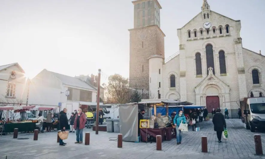 Marché du Centre à Bouguenais (44)