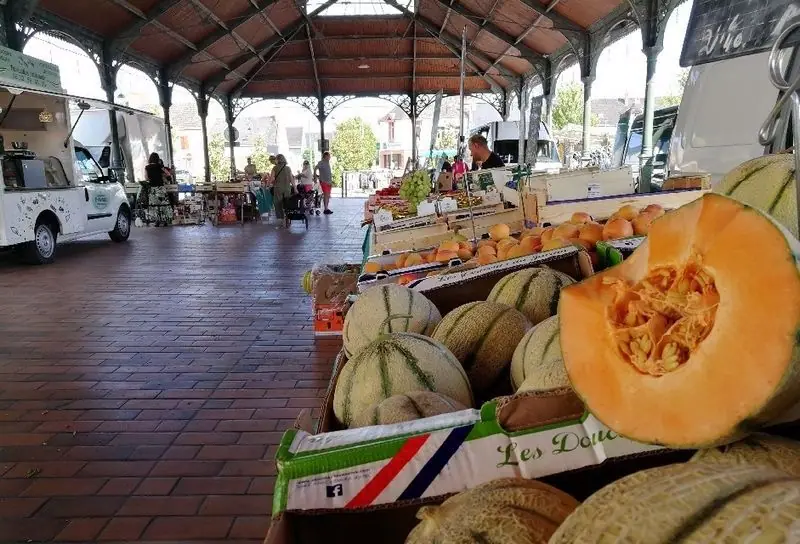 Marché du Centre à Jargeau (45)