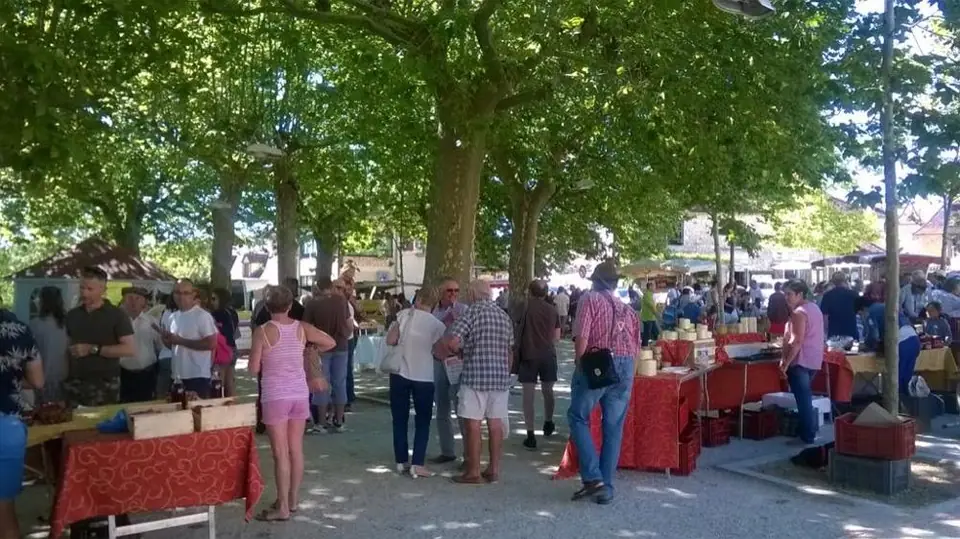 Marché de Producteurs à Labastide Murat (46)