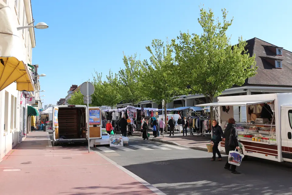 Marché du Centre à Vitry-le-François (51)