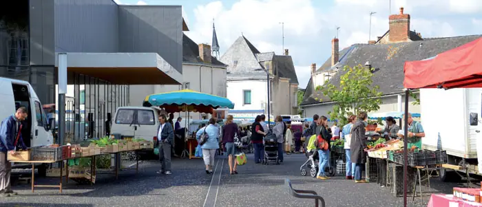 Marché du Centre à Évron (53)