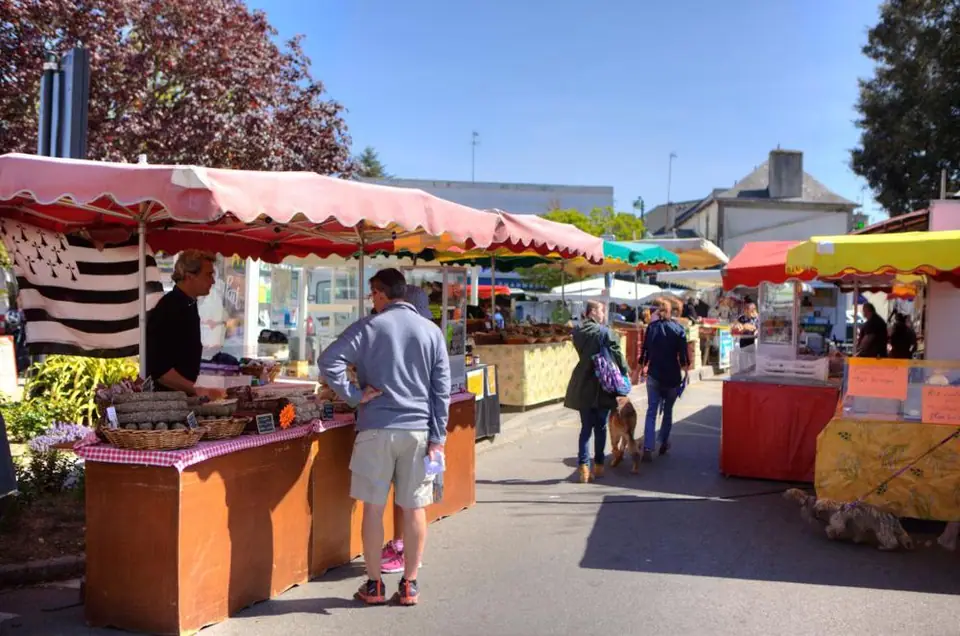Marché du Centre à Guidel (56)