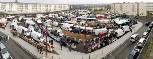 Marché du Centre à Behren-lès-Forbach (57)