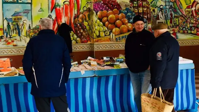 Marché du Centre à Lormes (58)
