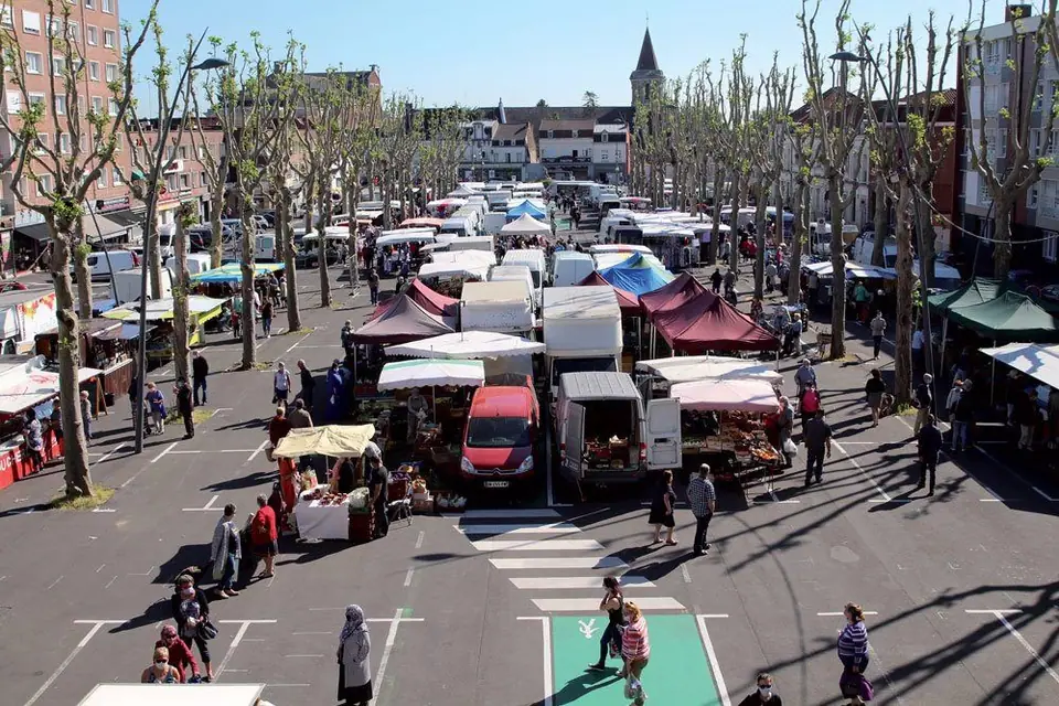 Marché Place Salengro à Anzin (59)