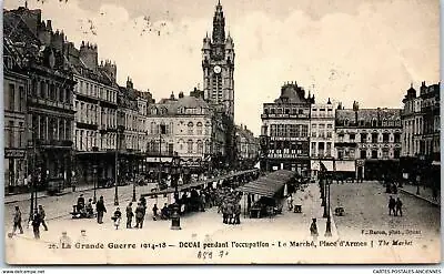 Marché Place Carnot à Douai (59)