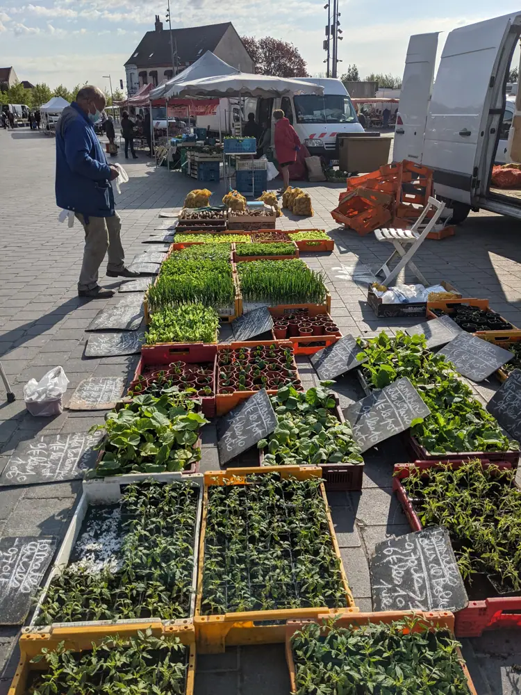 Marché de la Gare à Bruay-la-Buissière (62)
