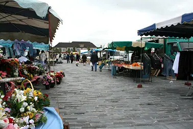 Marché du Centre à Grenay (62)