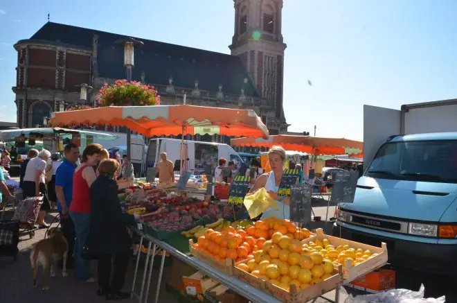 Marché du Centre à Harnes (62)
