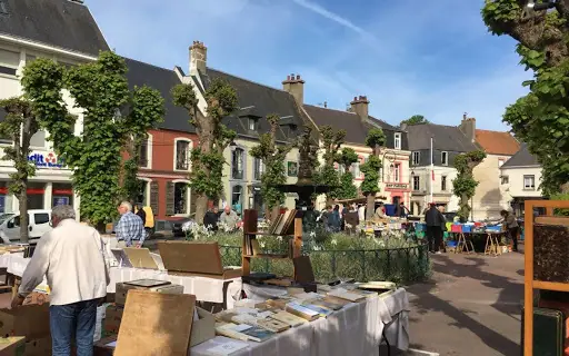 Marché du Centre à Montreuil-sur-Mer (62)