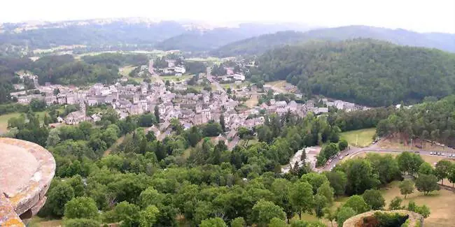 Marché du Centre à Murol (63)