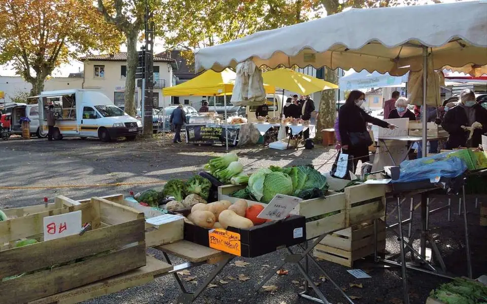 Marché du Centre à Arthez-de-Béarn (64)