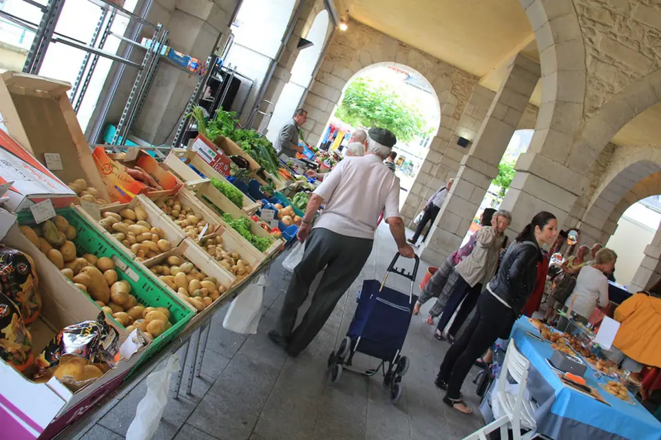 Marché du Centre à Monein (64)