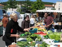 Marché du Centre à Brignais (69)