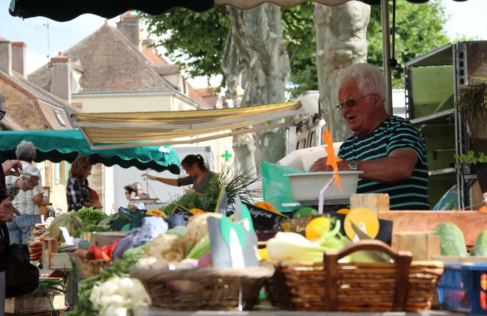 Marché du Centre à Buxy (71)