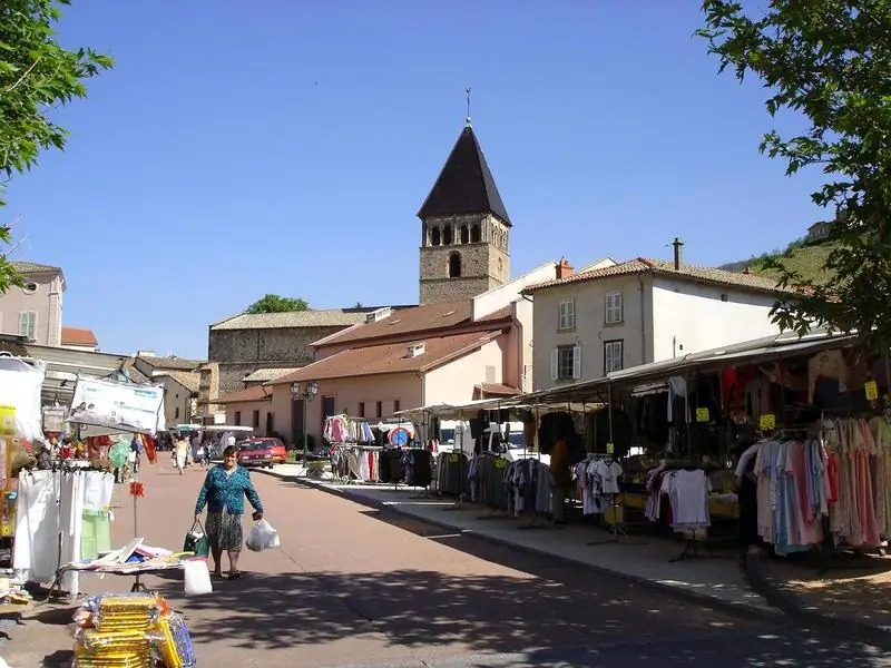 Marché du Centre à Chauffailles (71)