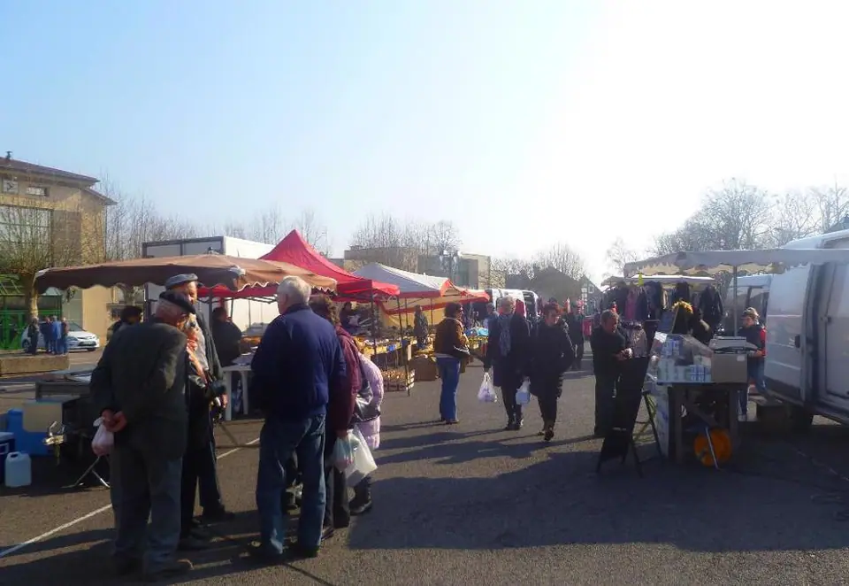 Marché du Centre à Mervans (71)