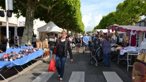 Marché du Centre à Montchanin (71)