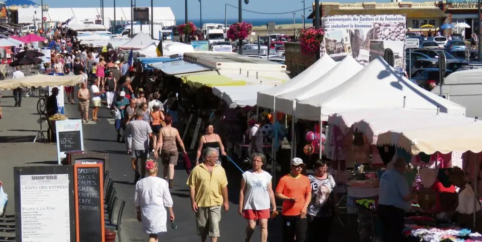 Marché du Centre au Tréport (76)