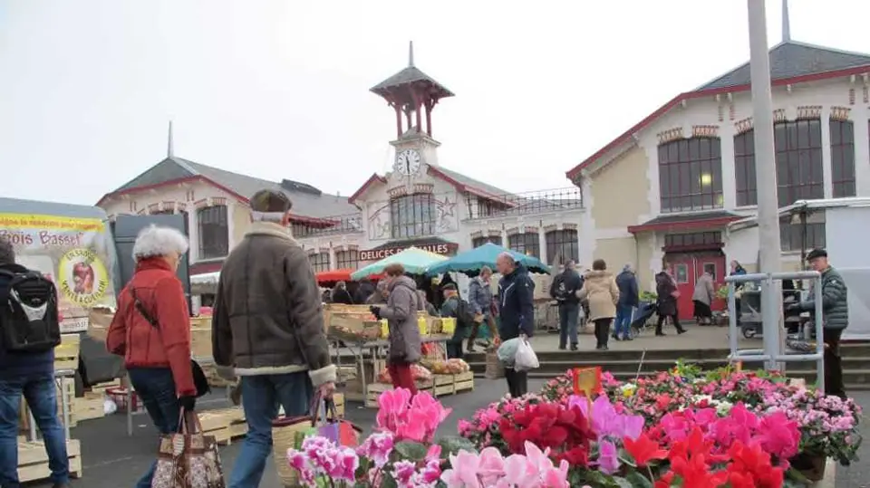 Marché du Centre à Thouars (79)