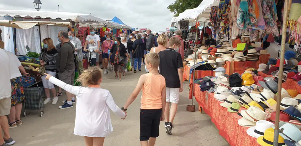 Marché du Centre au Crotoy (80)