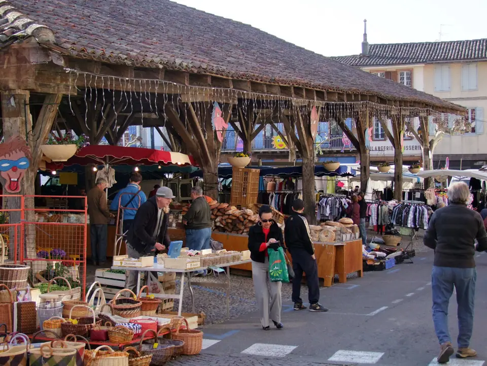 Marché du Centre à Beaumont-de-Lomagne (82)