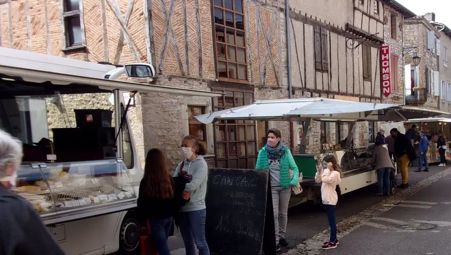 Marché du Centre à Montricoux (82)