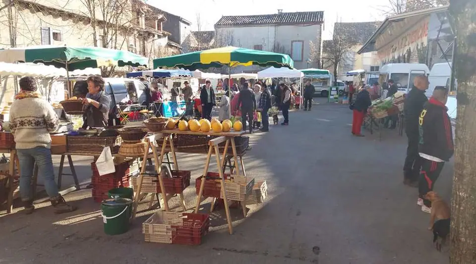 Marché du Centre à Septfonds (82)