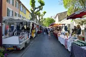 Marché du Centre à Garéoult (83)