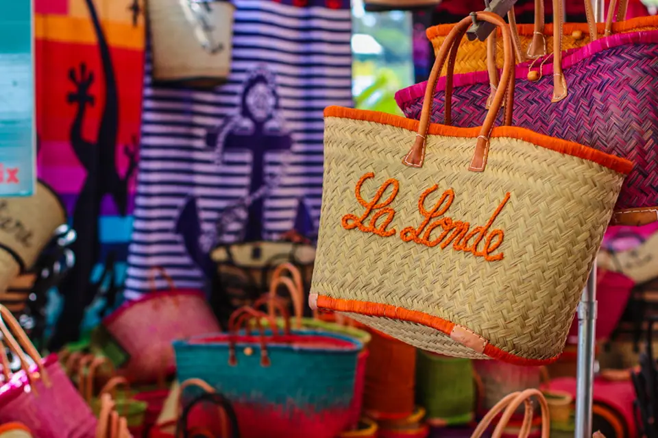 Marché estival à La Londe-les-Maures (83)